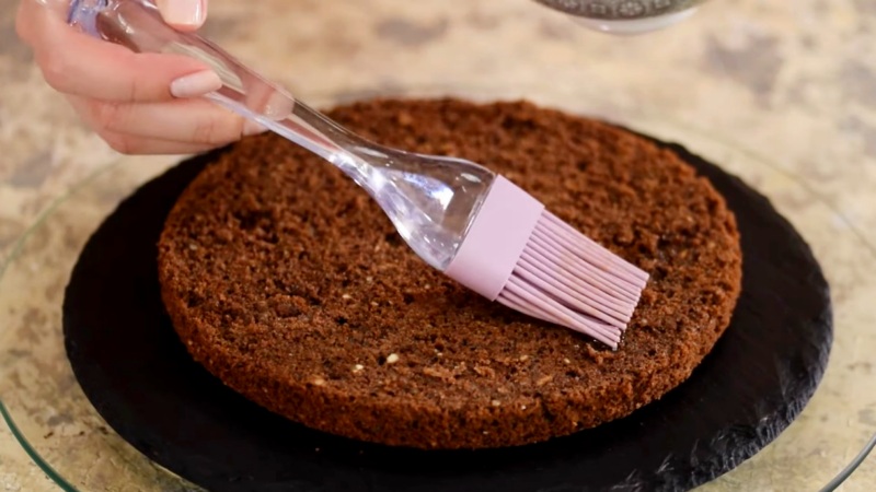 Как сделать пропитку для бисквитного торта: 7 проверенных рецептов + советы кондитера