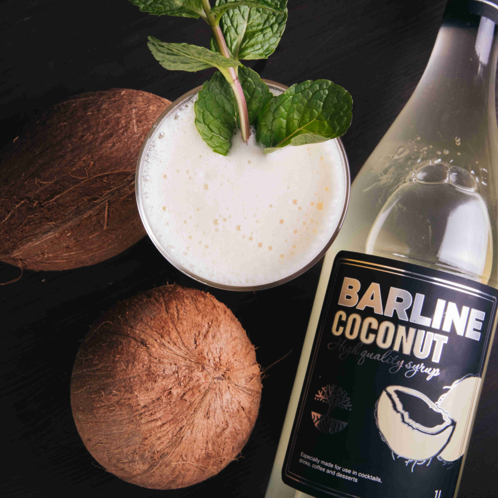 Превосходные коктейли с кокосовым сиропом: простые и вкусные рецепты